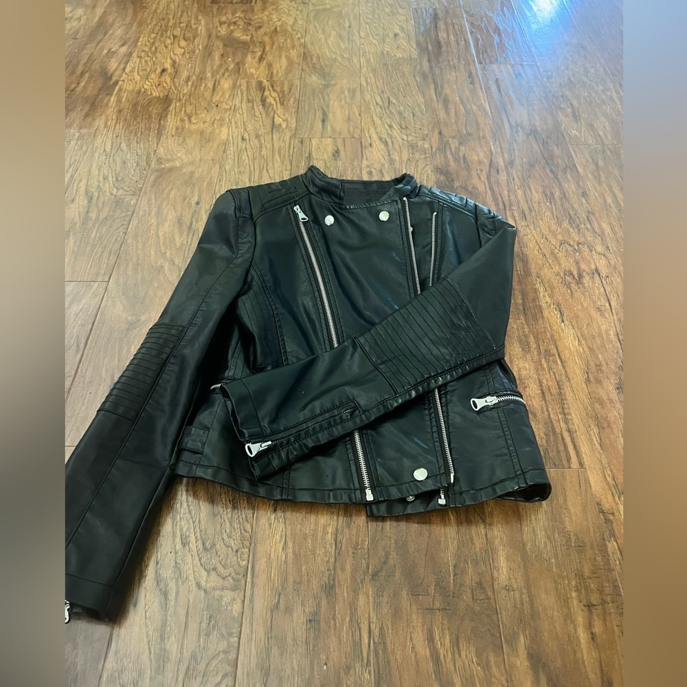 Faux leather jacket - Picture 2 of 4